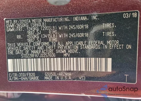 2018 Toyota Highlander Le z USA, uszkodzony, nr VIN 5TDZZRFH7JS257606